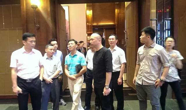 珠海经济特区三联企业集团与广州PG电子游戏官方网站餐饮集团项目合作签约仪式成功举行