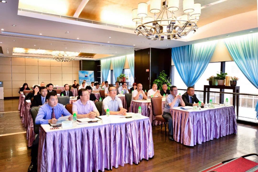 知行合一，融汇贯通 —— 广州PG电子游戏官方网站投资集团2019年年中总结与培训会顺利举行